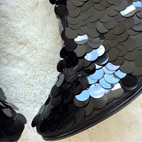 CHANEL Interlocking CC Logo Boots size 39 EU Authentic - Picture 3 of 12